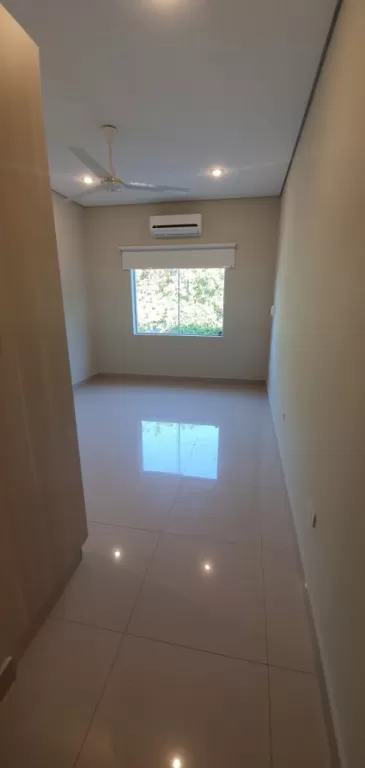 ALQUILO HERMOSO DUPLEX EN MBURUCUYA — foto 3