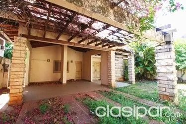 EN VENTA PROPIEDAD EN EL BARRIO VILLA MORRA — foto 2
