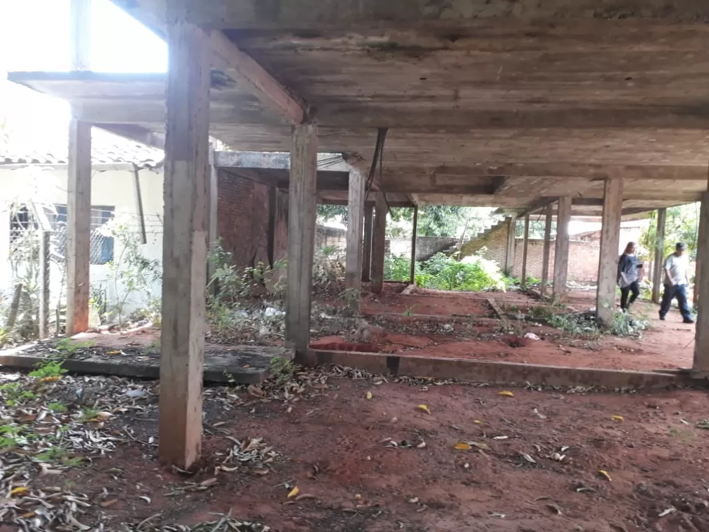 VENDO TERRENO CON ESTRUCTURA A TERMINAR PARA 3 PISOS — foto 3