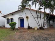 Alquilo casa