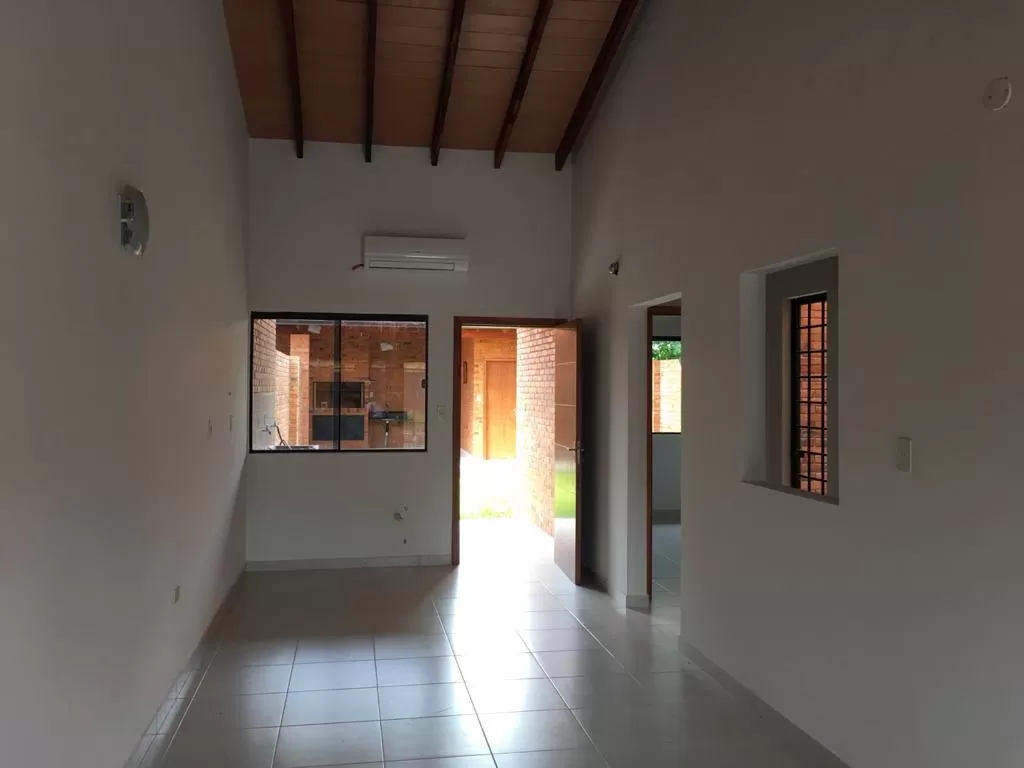 Duplex a estrenar en lambare — foto 3