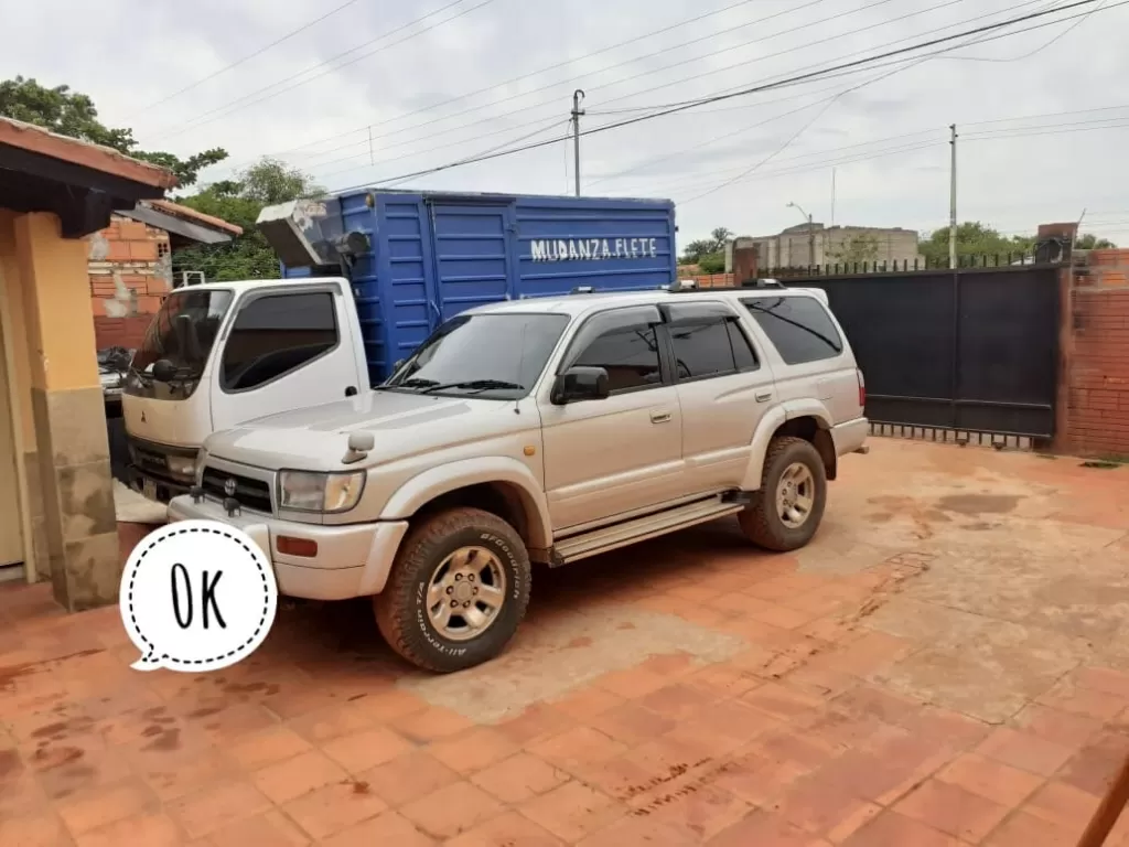 MODERNA RESIIDENCIA A LA VENTA EN LIMPIO A CUADRAS DE RUTA LUGAR ESTRATEGICO — foto 2