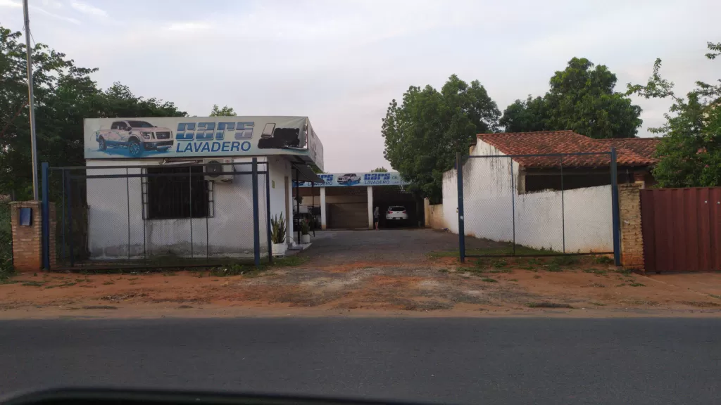 Vendo terreno comercial s asfalto a mts de la calle America en Luque — foto 3