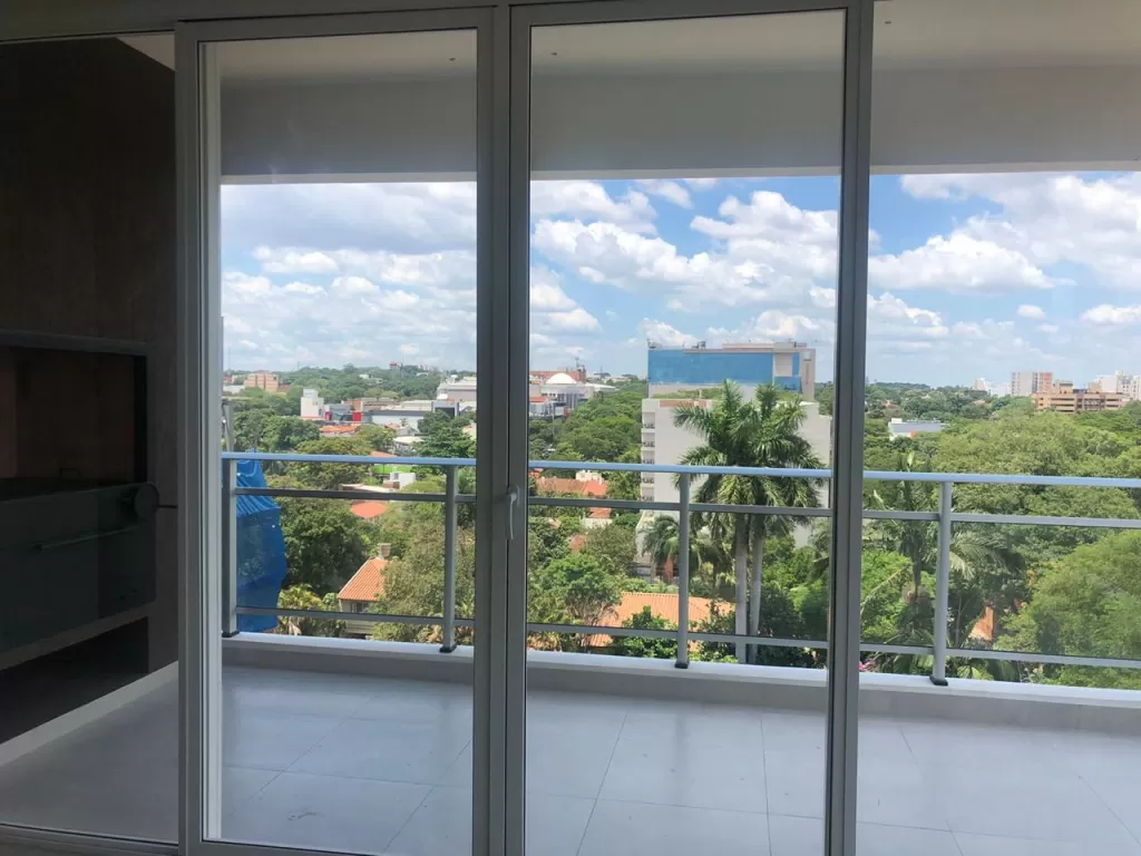EDIFICIO ALTERRA, VILLA MORRA: ELEGANTE DEPTO - 2 DORMITORIOS - 1.500USD. — foto 3