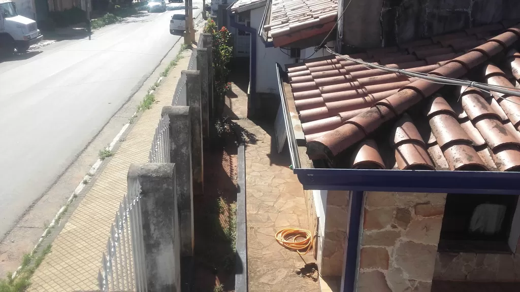 PROPIEDAD EN ESQUINA, FERNANDO DE LA MORA, ZONA COMERCIAL — foto 2