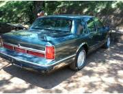 Lincoln Town Car full equipo.