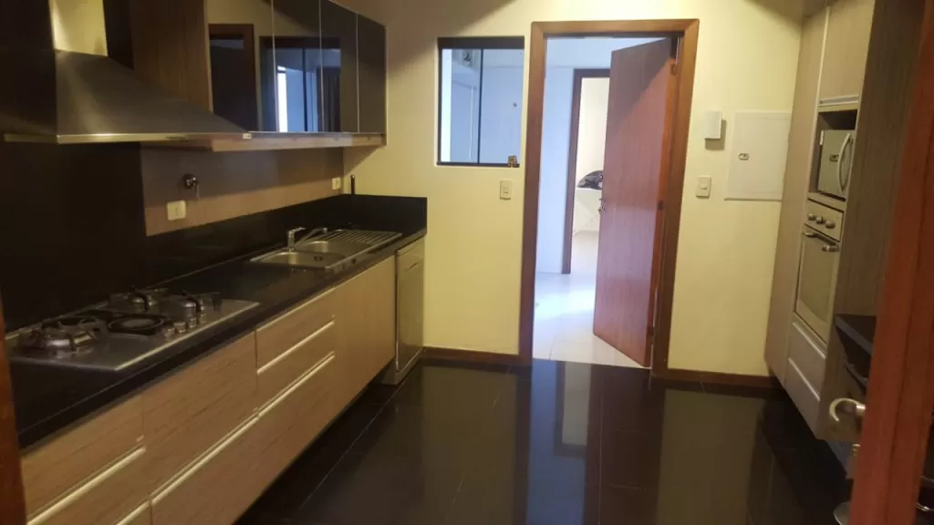 Alquilo duplex amplio semi amoblado en Mburucuya — foto 3