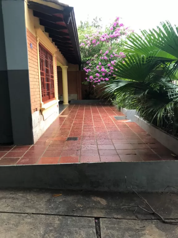 VENDO LINDA CASA EN FDO ZONA NORTE!! EXCELENTE UBICACIÓN!! — foto 2