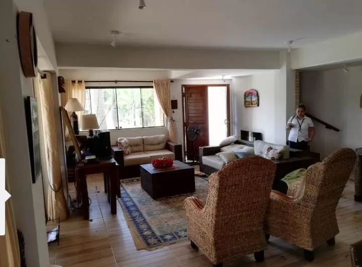 SAN BERNARDINO PUERTA DEL LAGO: ESPLENDIDA RESIDENCIA EN VENTA, A 50 METROS DEL LAGO. — foto 3