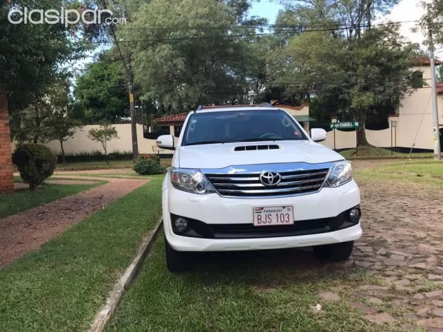 Toyota Fortuner 2013 — foto 4