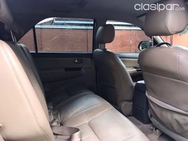 Toyota Fortuner 2013 — foto 7