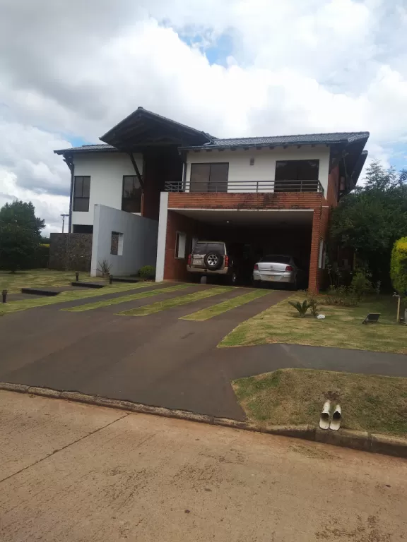 HERMOSA RESIDENCIA PARANA COUNTRY CLUB - 420.000 USD FINANCIACION BANCARIA — foto 3