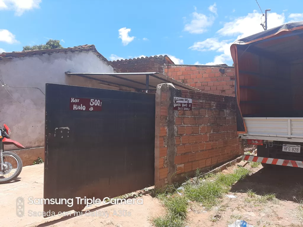 Vendo casa en lambare... mejor ubicación imposible — foto 2