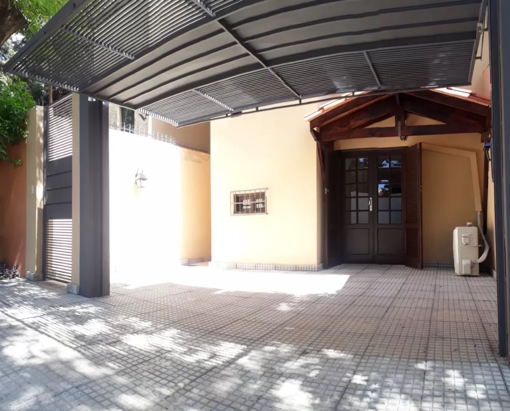 BO HERRERA: HERMOSO DÚPLEX, 3 DORMITORIOS, COCHERA C CONTROL REMOTO - 4.500.000 GS. — foto 2