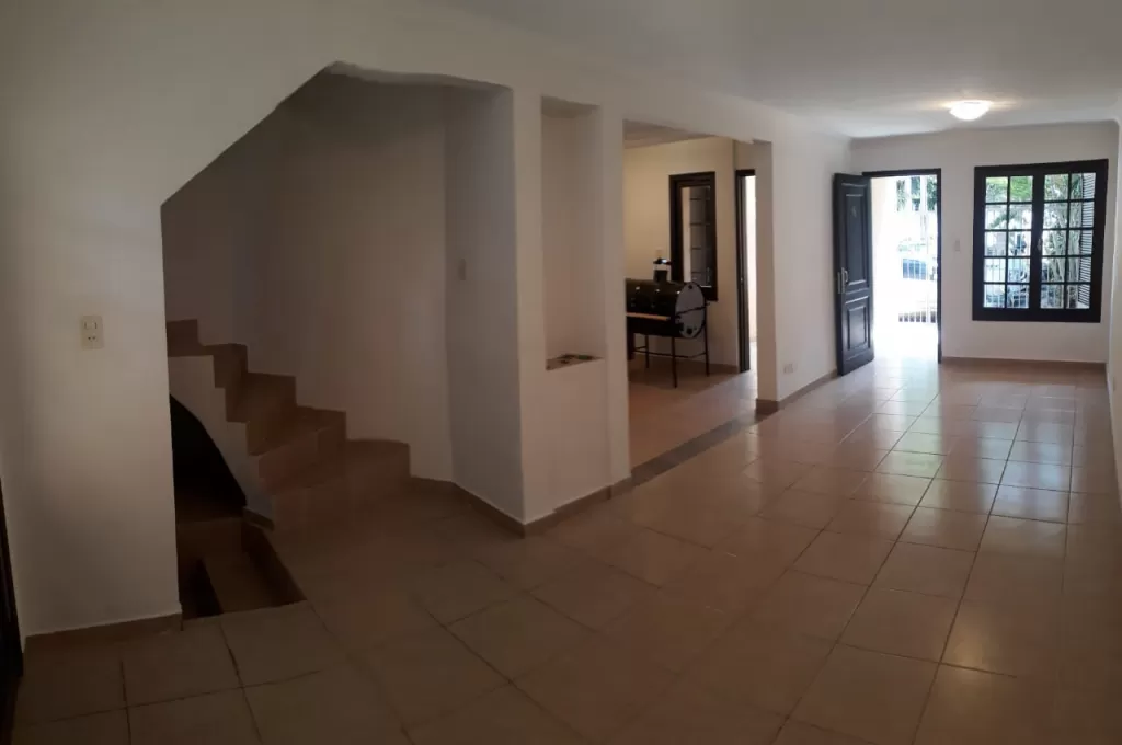 BO HERRERA: HERMOSO DÚPLEX, 3 DORMITORIOS, COCHERA C CONTROL REMOTO - 4.500.000 GS. — foto 3
