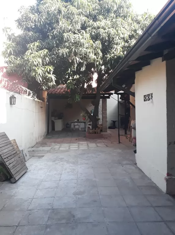 En venta casa en Fdo. De la Mora zona Sur — foto 3