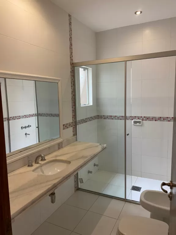 Hermosa residencia en los Las Laureles. — foto 3