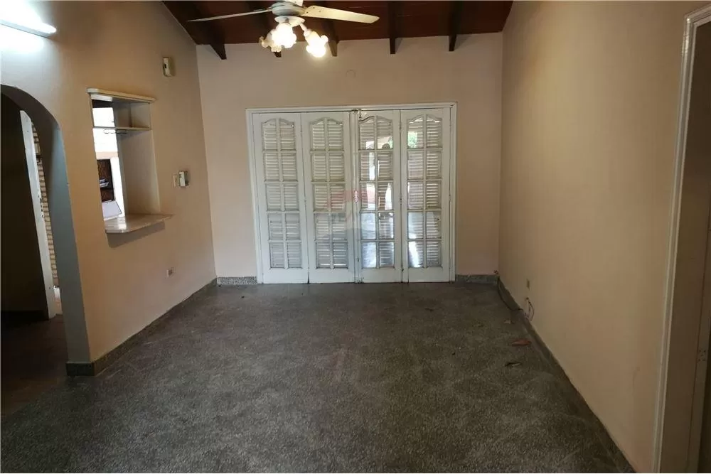 CASA EN FERNANDO DE LA MORA ZONA NORTE — foto 2