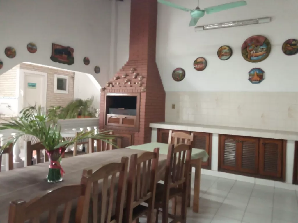 Hermosa Casa En Lambare Zona Supermercado el Pueblo — foto 3