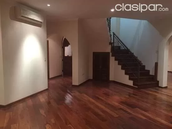LOS LAURELES: ESPLENDIDA RESIDENCIA, 3 SUITES, JARDÍN Y PISCINA – 3.000 USD — foto 2