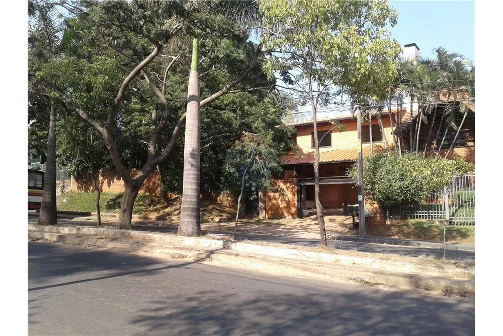 Amplio Terreno sobre Santísima Trinidad — foto 2