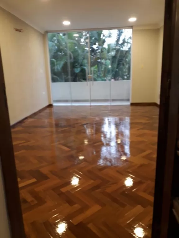 LOS LAURELES: SEÑORIAL RESIDENCIA TIPO DIPLOMÁTICO, 5 SUITES, 1.350M2, JARDÍN, — foto 3