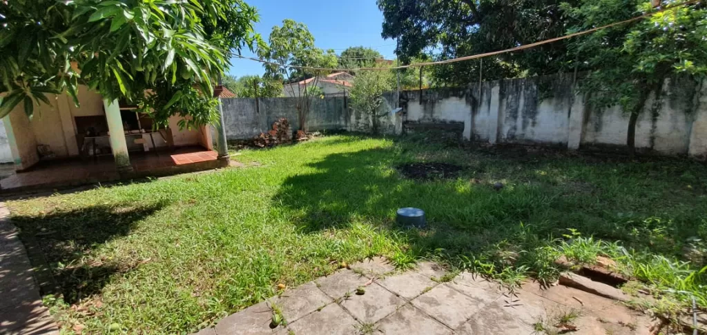 Vendo casa de luque zona Laurelty — foto 2