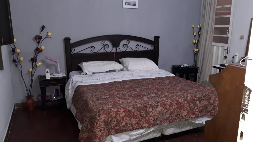Vendo casa con negocio comercial — foto 2