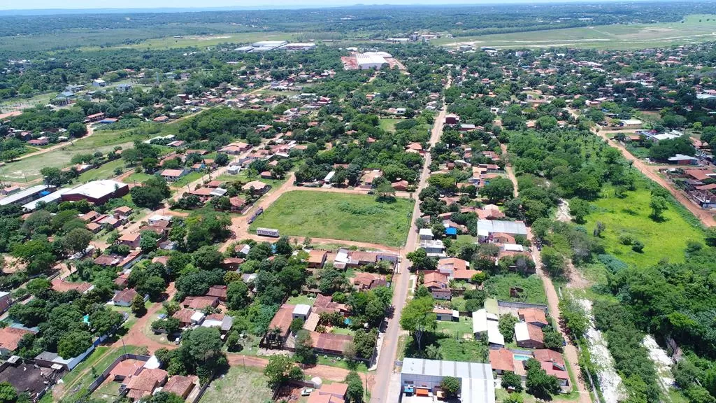 VENDO AMPLIO TERRENO EN MARIANO ROQUE ALONSO — foto 2