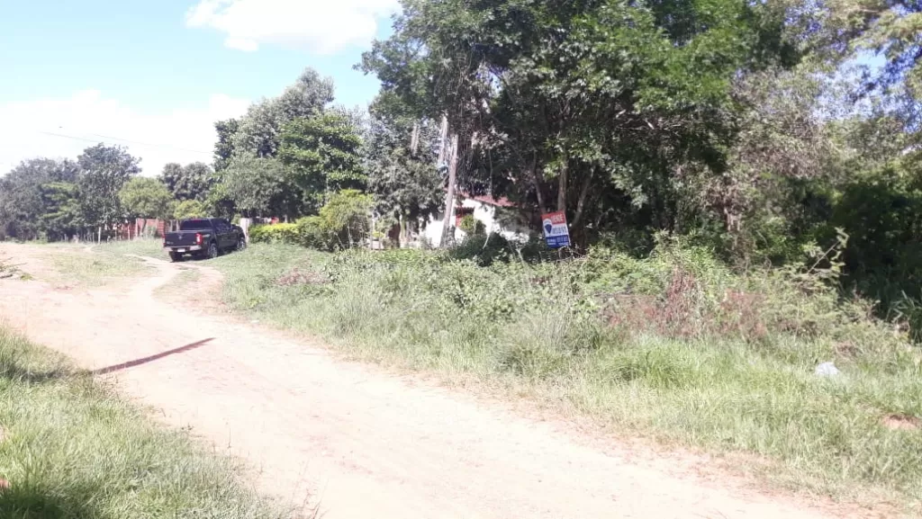 VENDO 1350 M2 DE TERRENO EN AGUAPEY LIMPIO — foto 2