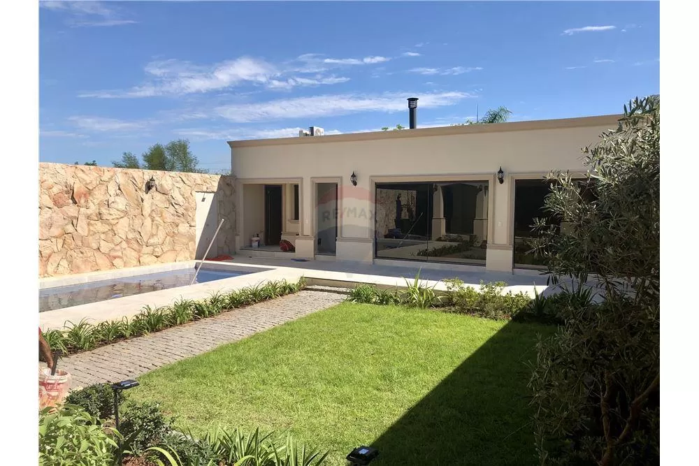 Hermosa Residencia a Estrenar en el Yacht!! — foto 3