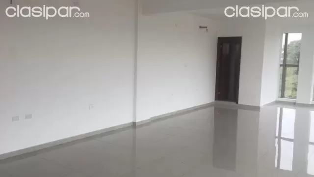 Edificio con 6 pisos, cada piso con 13 oficinas corporativas con sus respectivos baños — foto 3