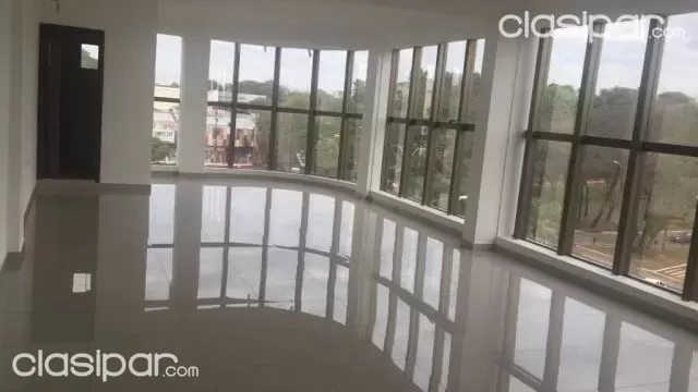 Edificio corporativo con 6 pisos — foto 3
