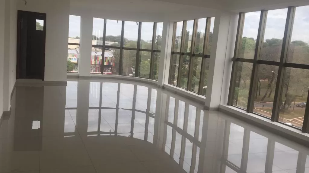 EDIFICIO CORPORATIVO — foto 3