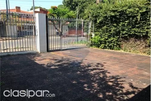 Vendo terreno ideal para duplex barrio Ykua Sati 160,000 USD — foto 2