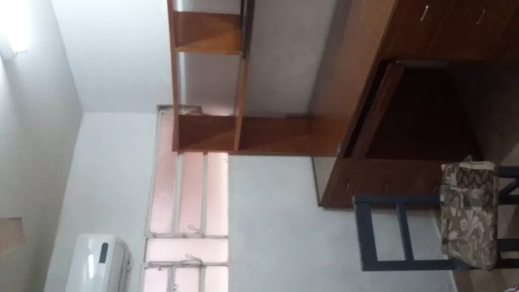 Habitación- Dormitorio para Estudiantes o persona sola. — foto 2