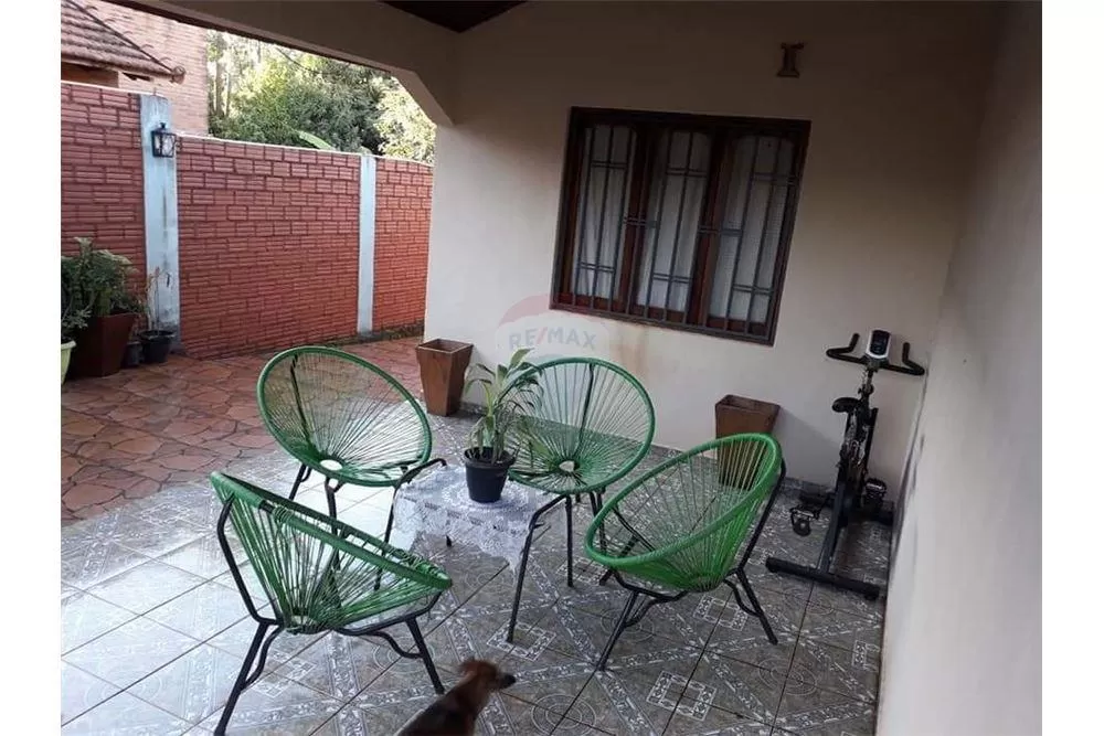 VENDO CASA EN ENCARNACIÓN — foto 2