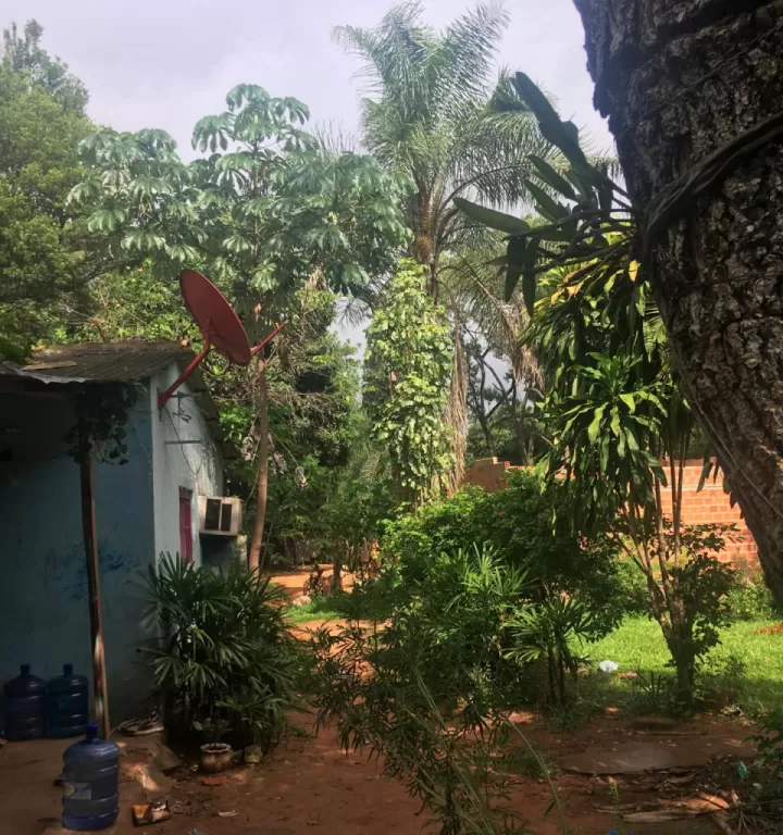 Vendo terreno amplio con casa — foto 2