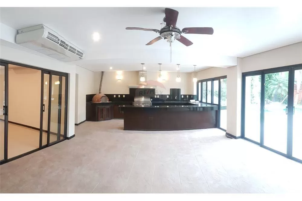 Vende Fina Residencia en Mariscal Lopez — foto 3