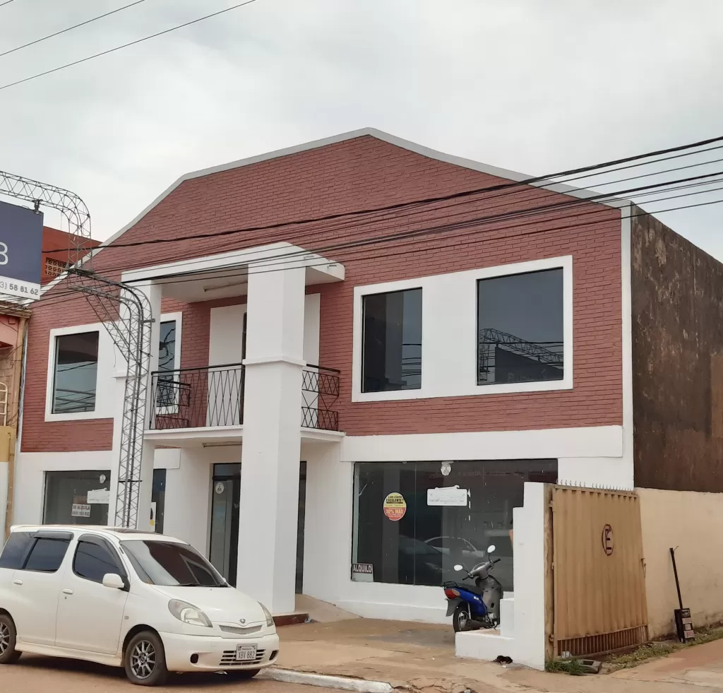 Edificio en Caaguazu — foto 3