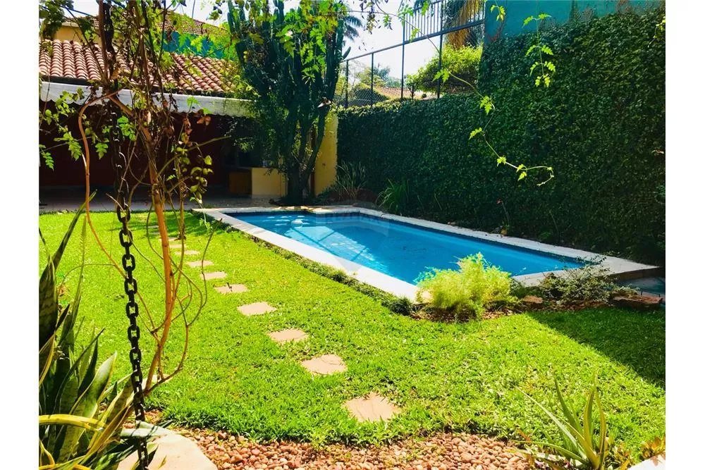EN VENTA CASA - ASUNCIÓN CARMELITAS — foto 2
