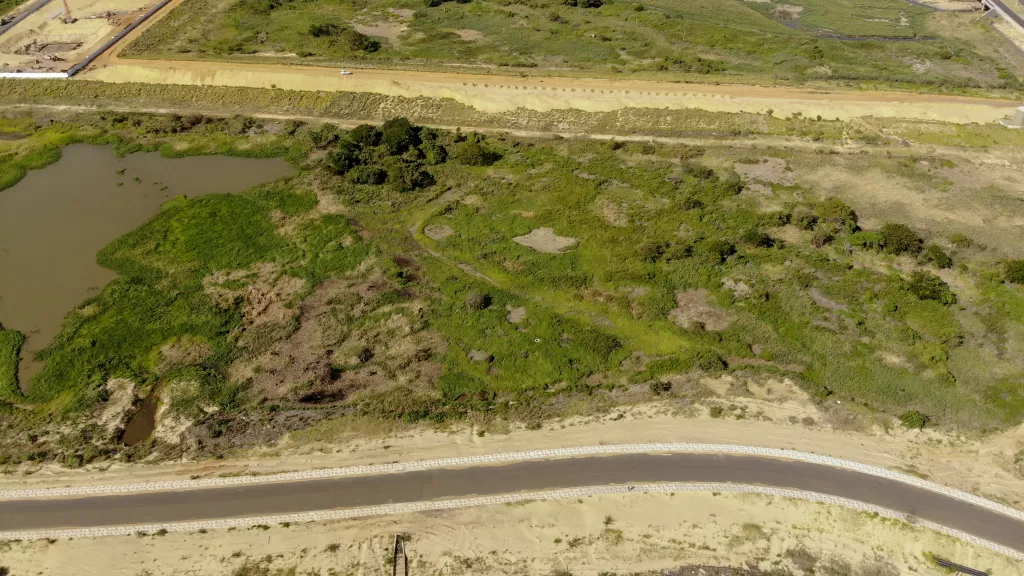 TERRENO DE 10.000 M2 COSTANERA NORTE — foto 3