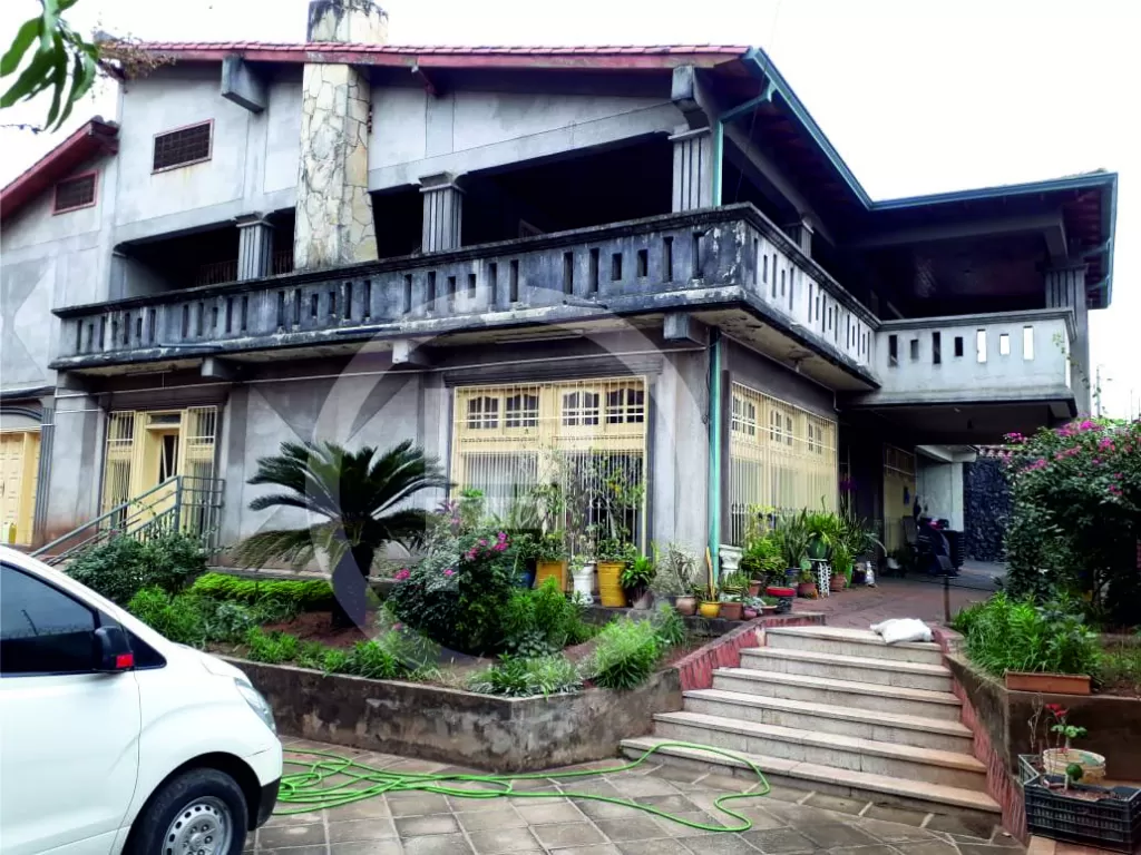 A328-HERMOSA RESIDENCIA EN ASUNCIÓN, HAMMURABI VENDE — foto 2