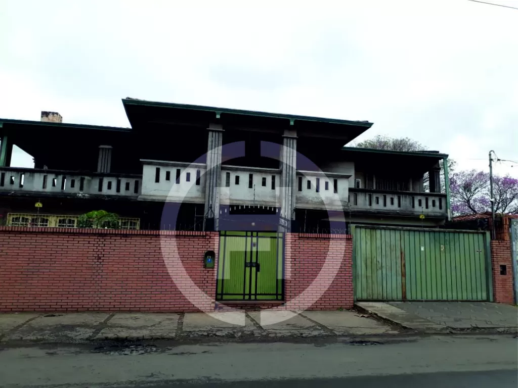 A328-HERMOSA RESIDENCIA EN ASUNCIÓN, HAMMURABI VENDE — foto 3