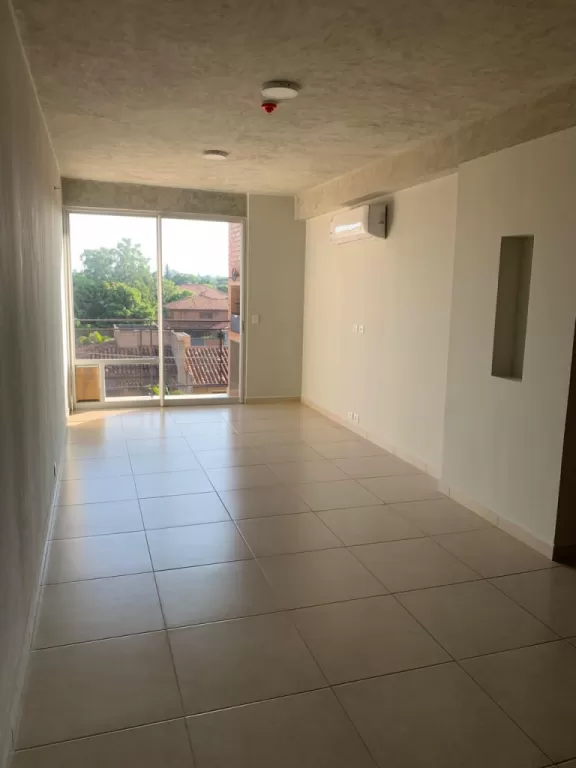 VENDO HERMOSO DEPARTAMENTO EN LIFE HERRERA — foto 2