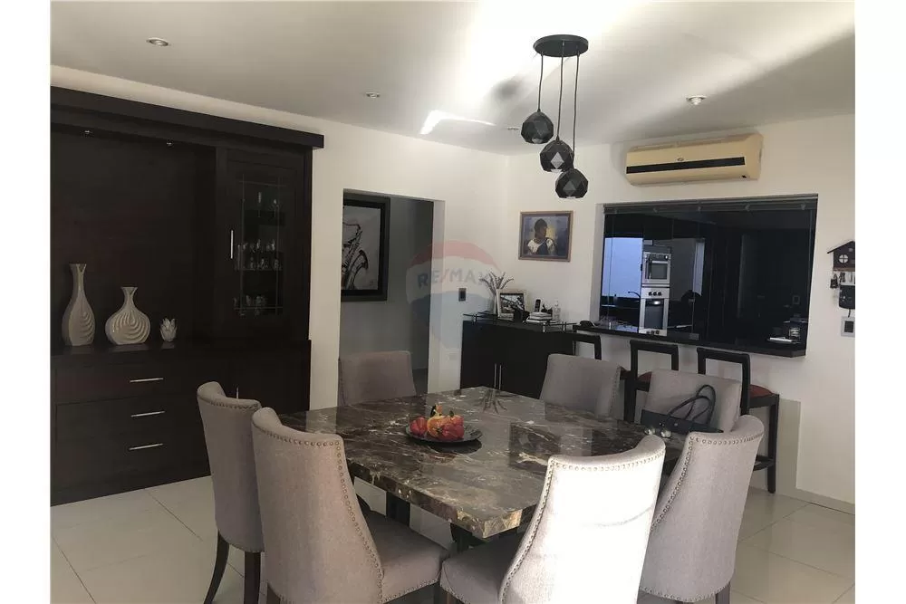 Vendo Hermosa Residencia en la Zona del Yacht — foto 3