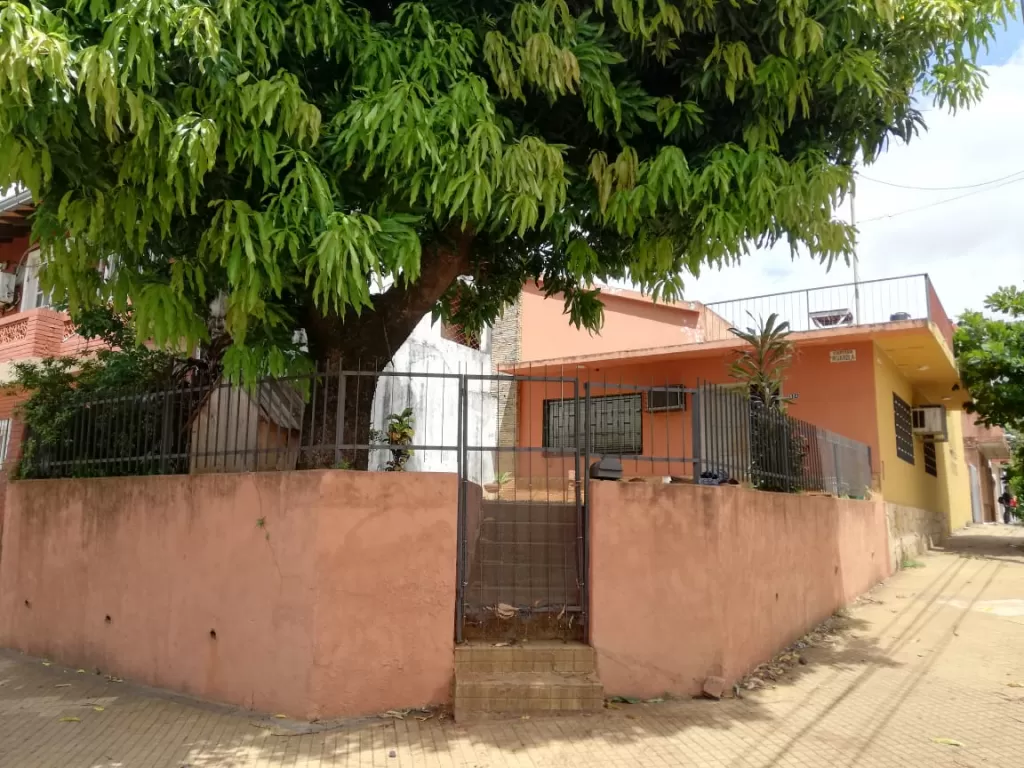 Vendo casa en esquina — foto 2