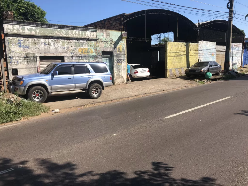 Vendo Terreno en Asuncion Sobre Avda. Defensores del Chaco Zona Mercado de Abasto — foto 3