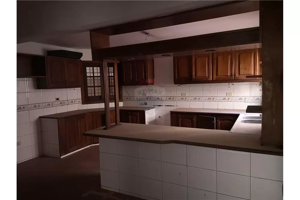 EN VENTA CASA ASUNCIÓN CARMELITAS — foto 2