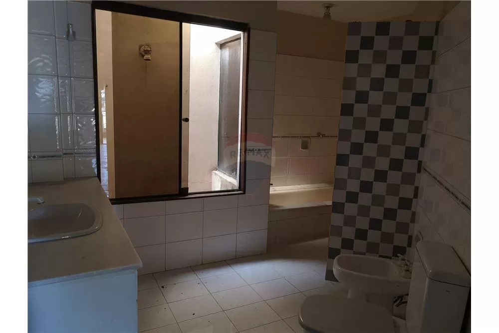 EN VENTA CASA ASUNCIÓN CARMELITAS — foto 3